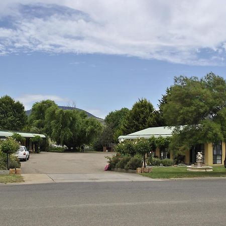Omeo Motel Dış mekan fotoğraf